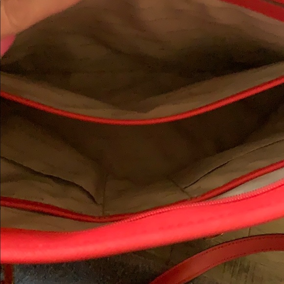 Authentic Micheal Kors red bag - Picture 8 of 8